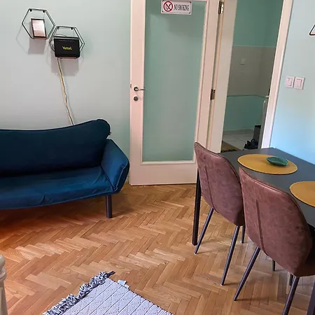 Centar 021 Apartment Novi Sad